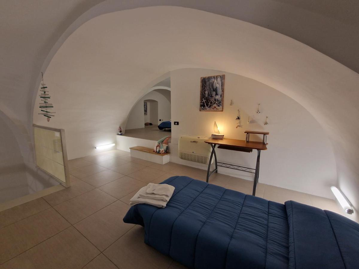 Polignano A Mare: Sulla Piazza Di Domenico Modugno Villa Exterior photo